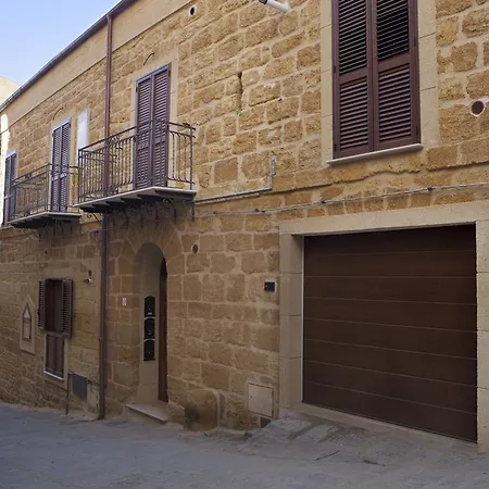 Bed & Breakfast La Nuova Girgenti 4*